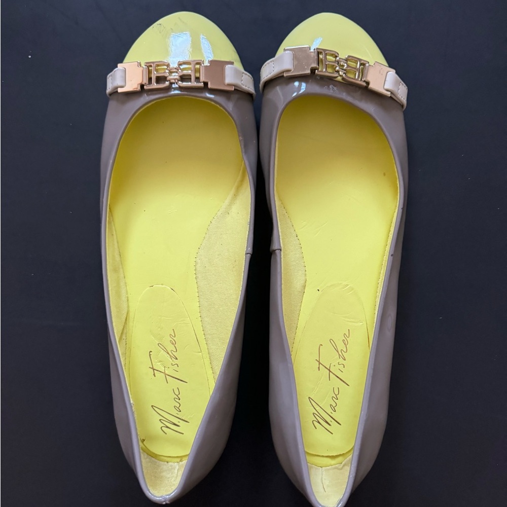 Marc Fisher ballet Flats